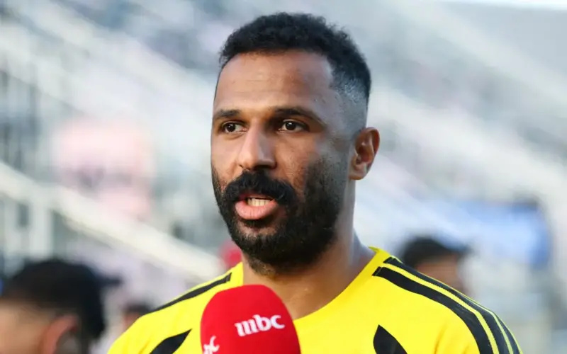رغم الفشل في الصعود.. المونديال يُعيد العويس إلى دوري روشن